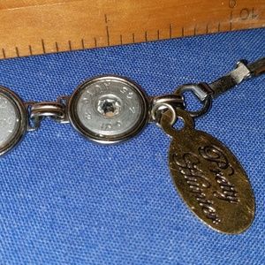 Pretty Hunter bracelet